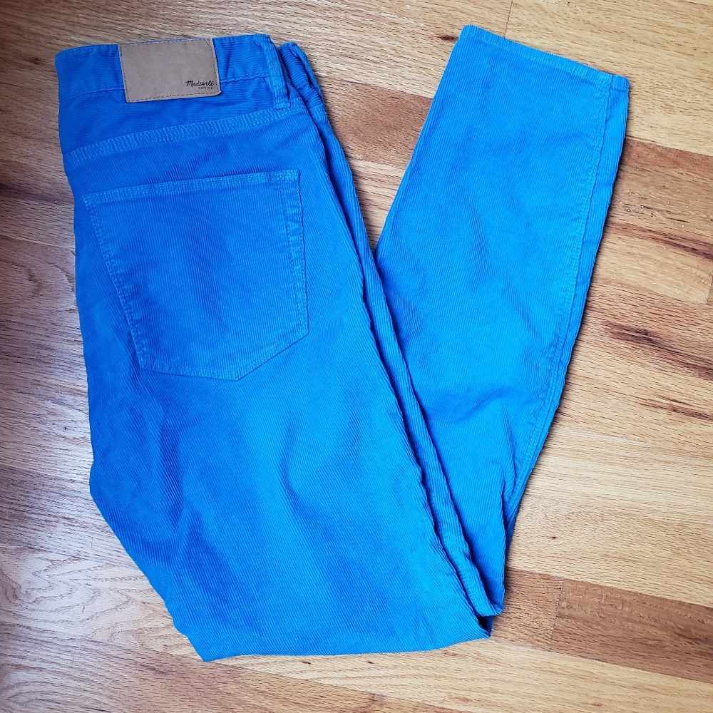 Madewell corduroy blue Jeans. Great shape. Size 28